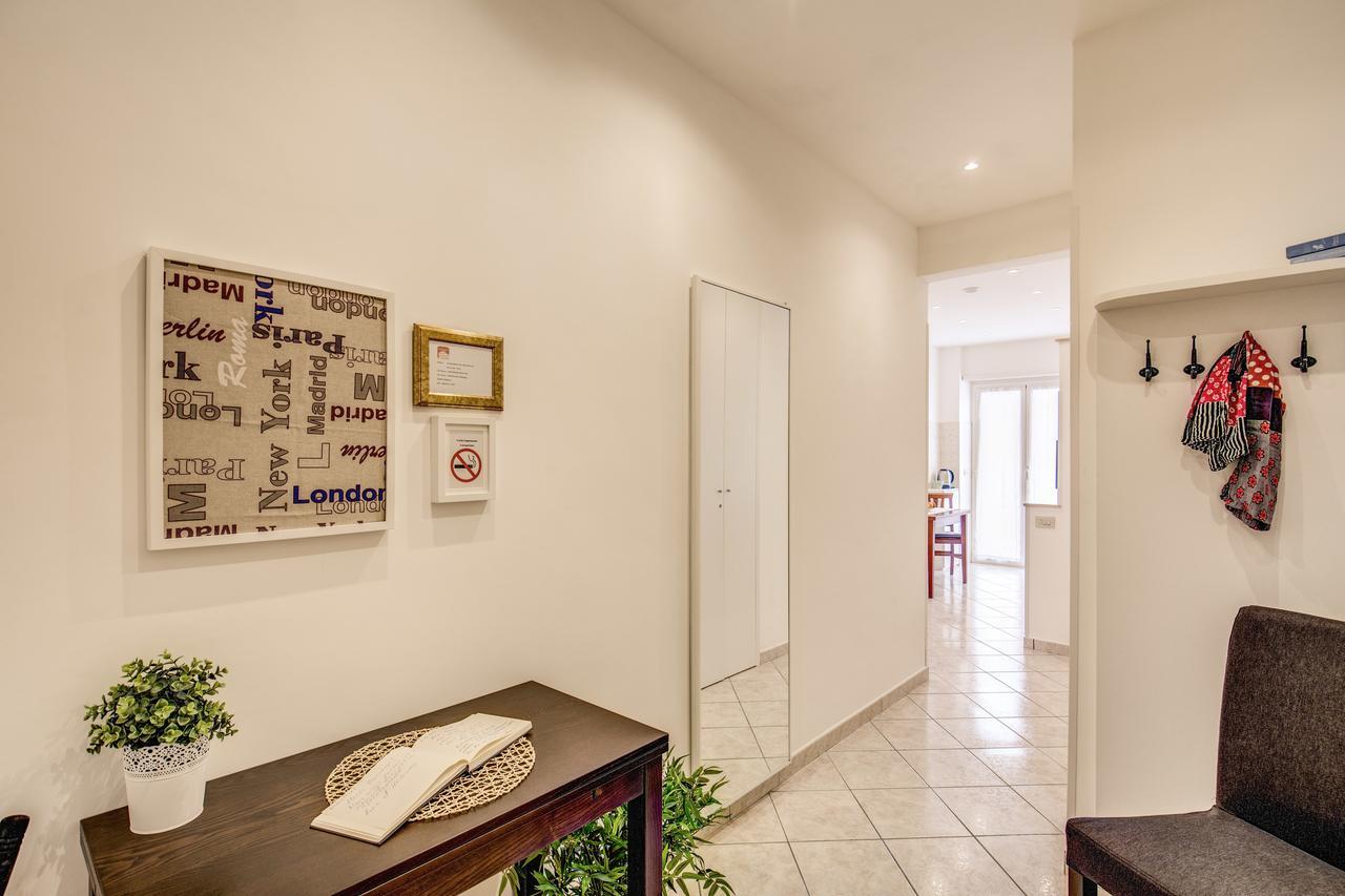 Rome4Guest Ostia Apartment ภายนอก รูปภาพ