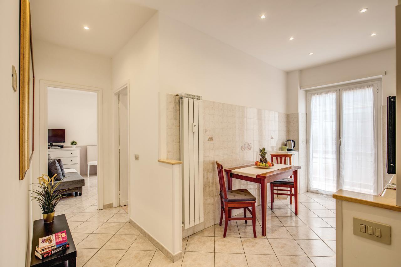 Rome4Guest Ostia Apartment ภายนอก รูปภาพ