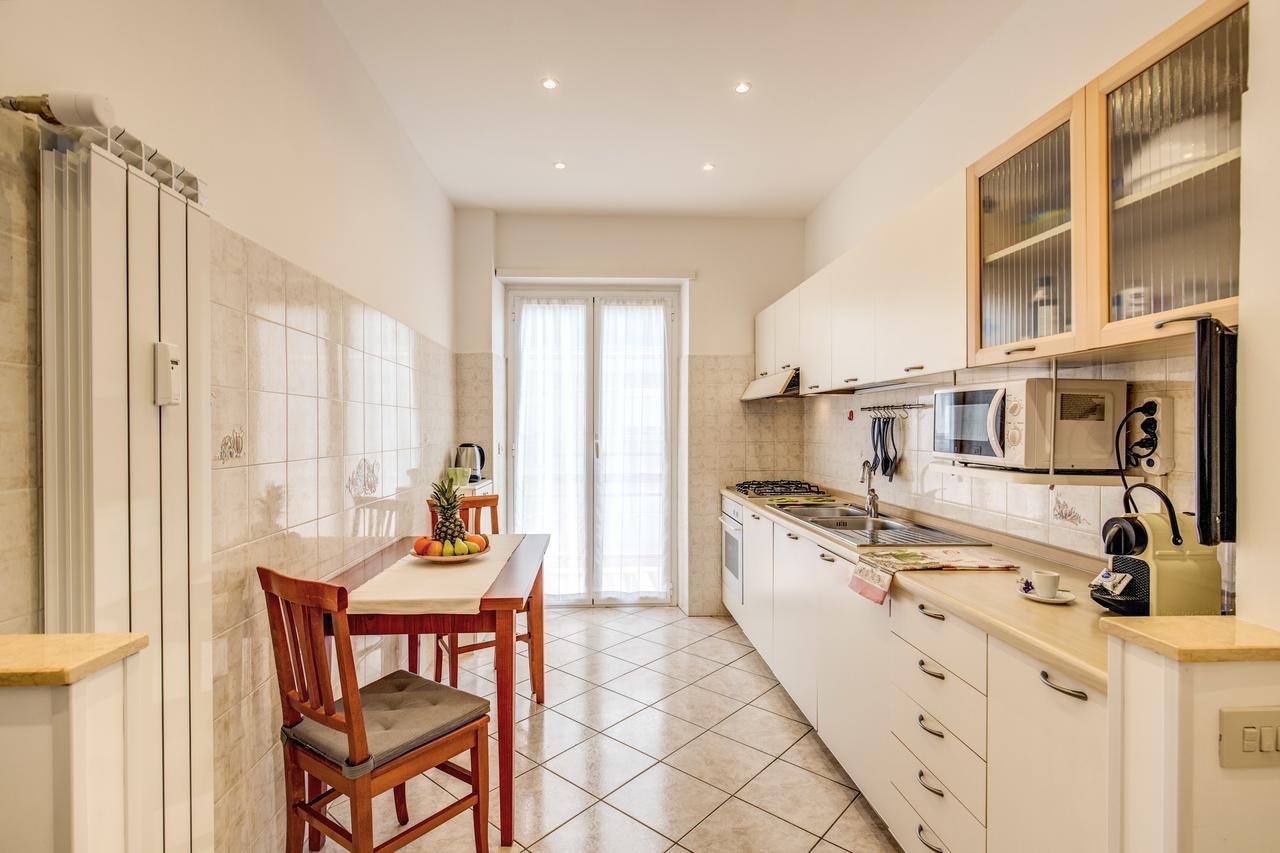Rome4Guest Ostia Apartment ภายนอก รูปภาพ